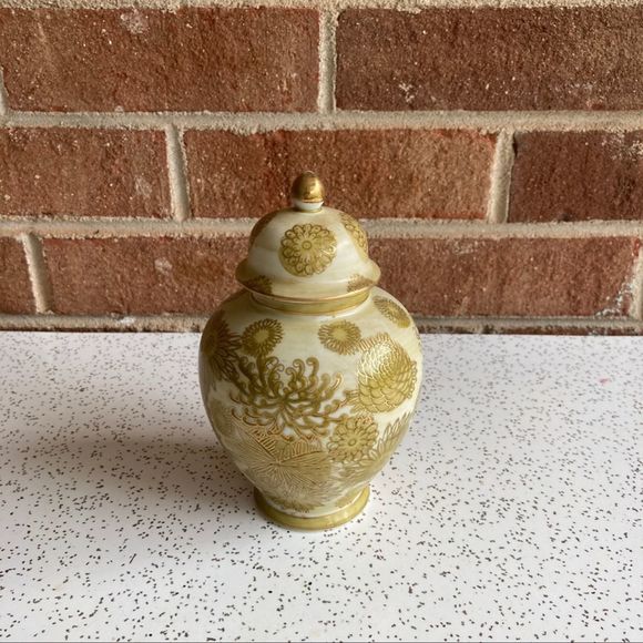 Andrea By Sadek Accents Vtg Small Gold Ginger Jar Poshmark